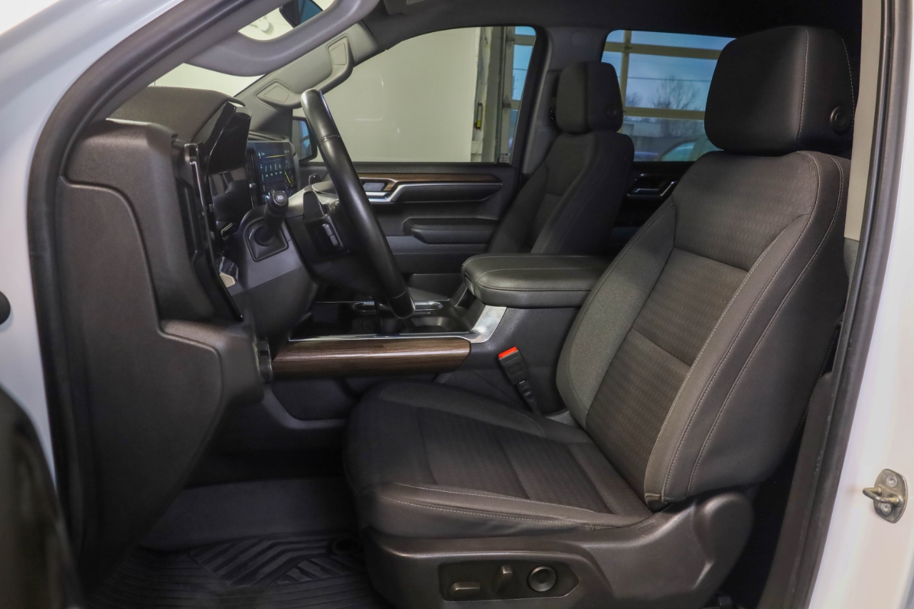 Chevrolet Silverado 1500 4WD Crew Cab 147" LT Trail Boss 2023