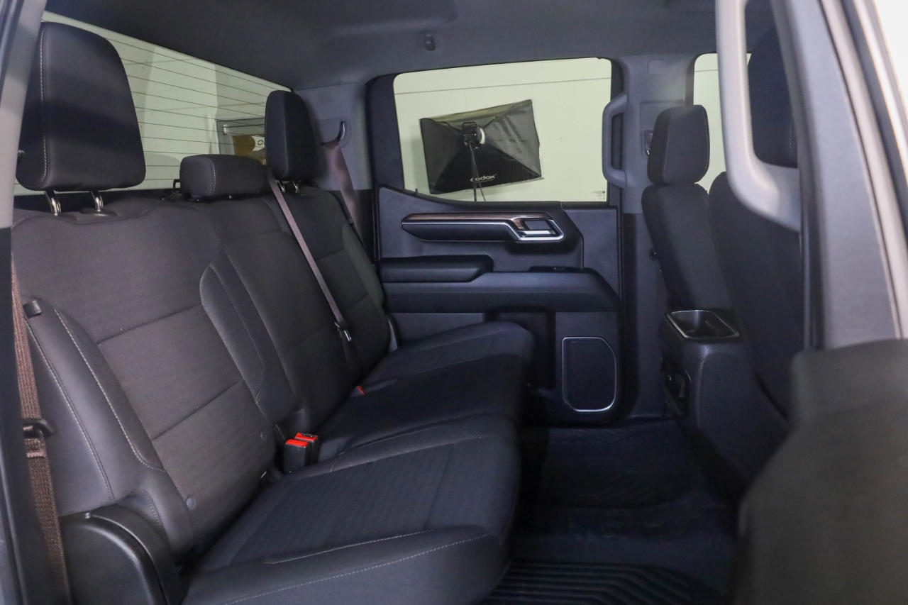 Chevrolet Silverado 1500 4WD Crew Cab 147" LT Trail Boss 2023