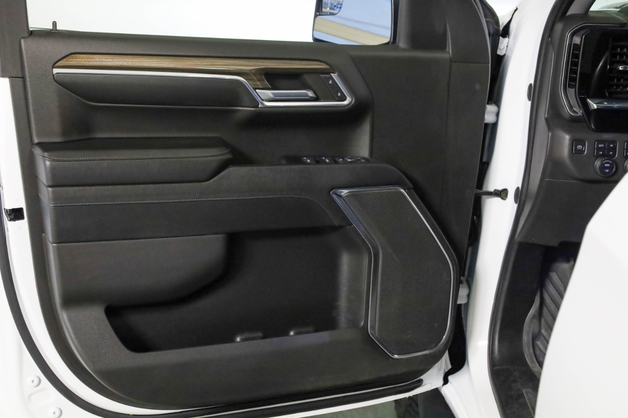 Chevrolet Silverado 1500 4WD Crew Cab 147" LT Trail Boss 2023