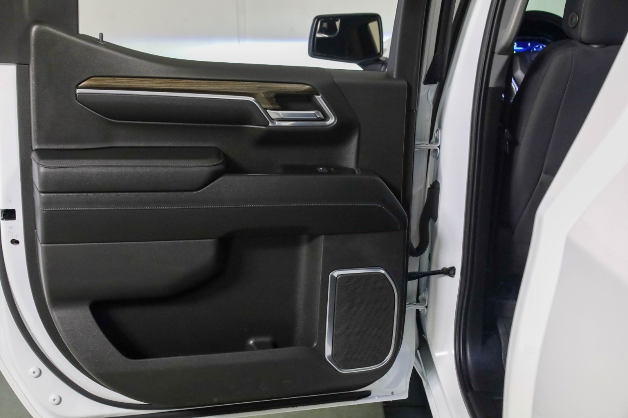 Chevrolet Silverado 1500 4WD Crew Cab 147" LT Trail Boss 2023