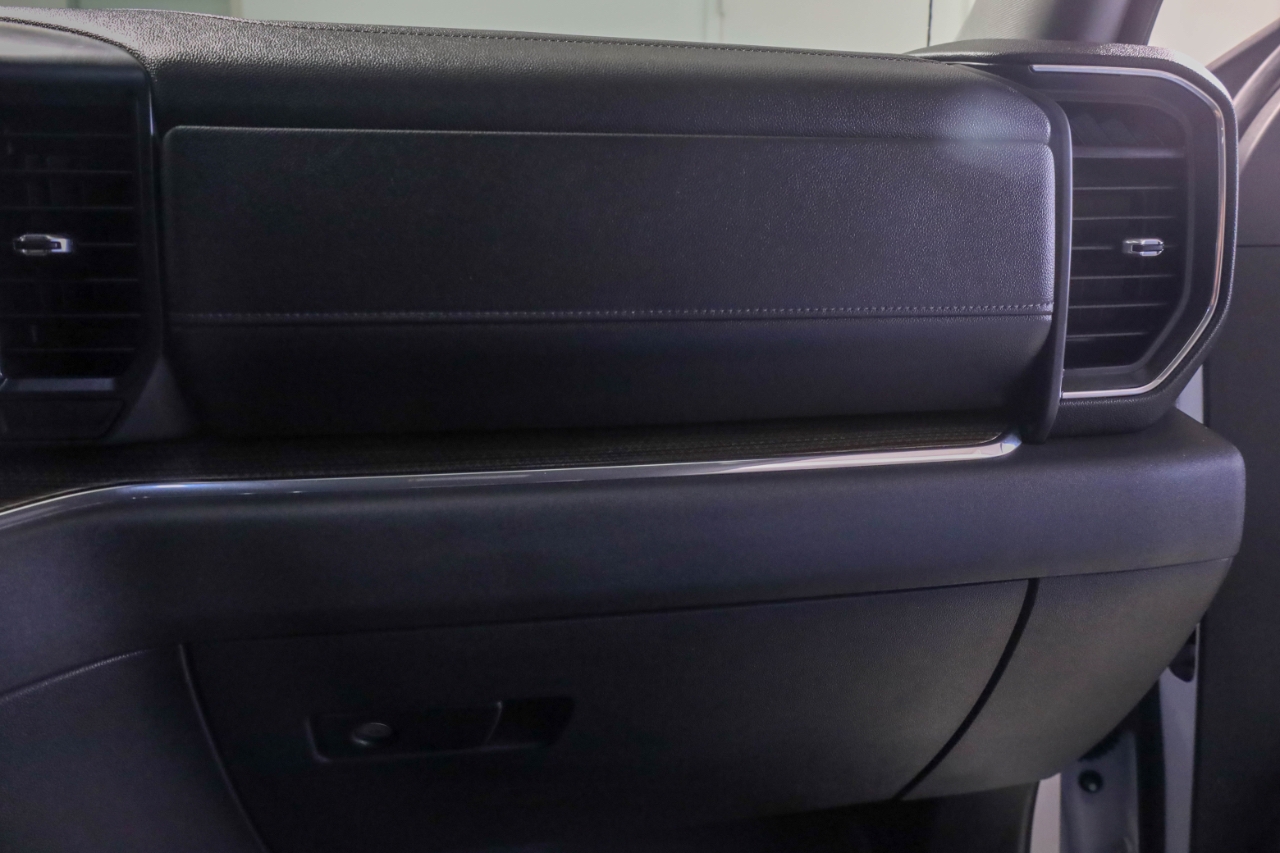 Chevrolet Silverado 1500 4WD Crew Cab 147" LT Trail Boss 2023