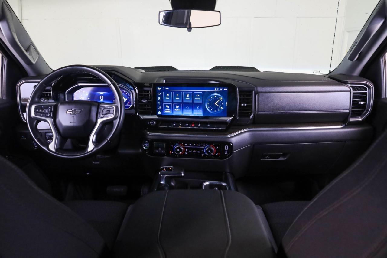 Chevrolet Silverado 1500 4WD Crew Cab 147" LT Trail Boss 2023