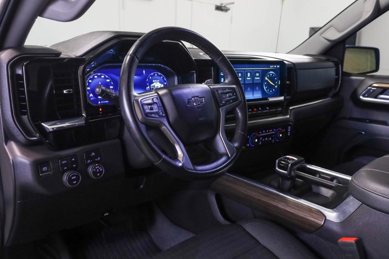 Chevrolet Silverado 1500 4WD Crew Cab 147" LT Trail Boss 2023