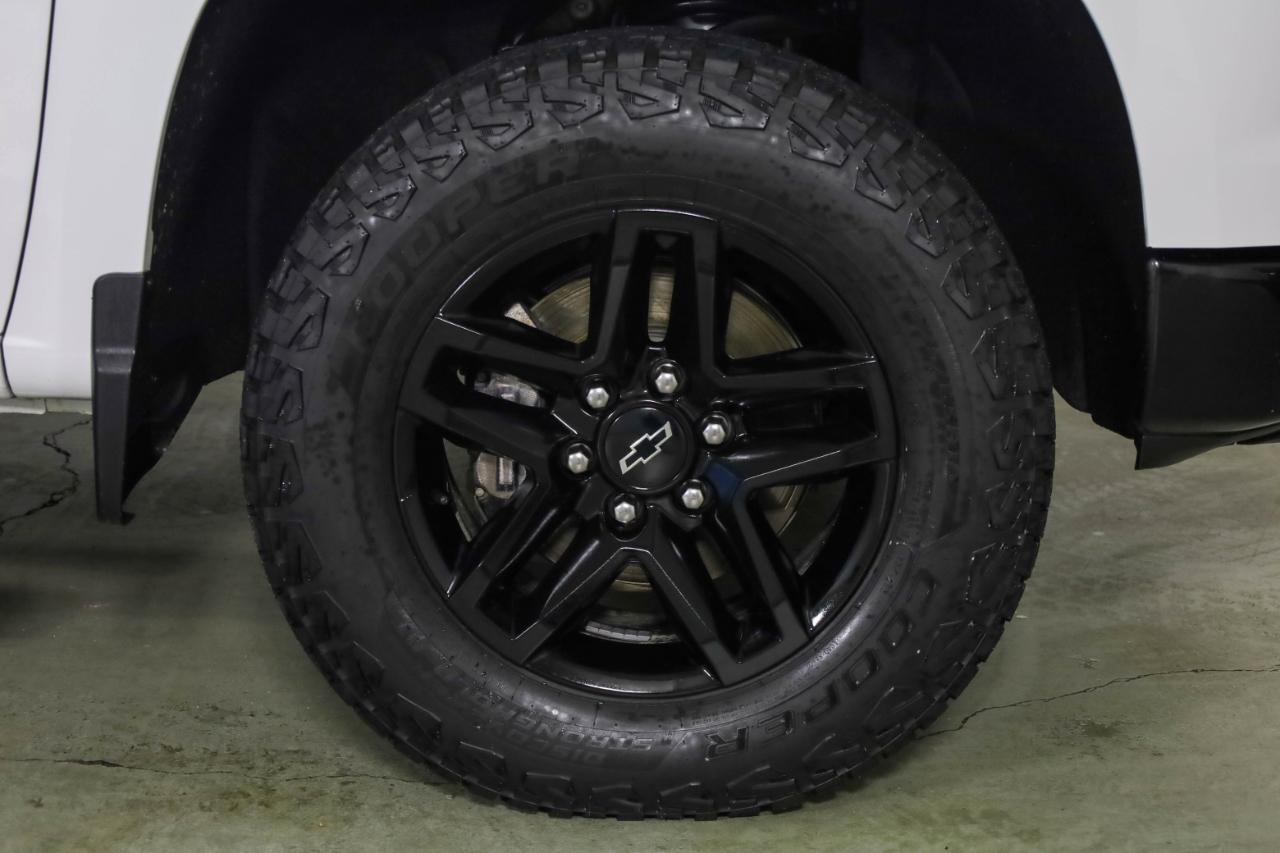Chevrolet Silverado 1500 4WD Crew Cab 147" LT Trail Boss 2023
