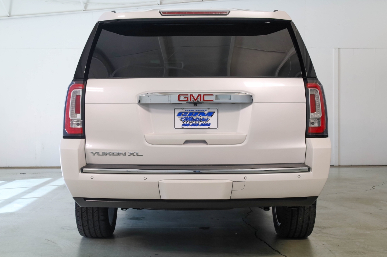 GMC Yukon XL 2WD 4dr Denali 2017