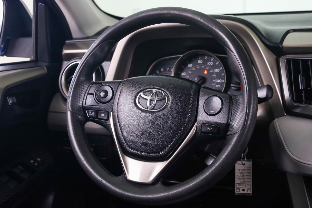 Toyota RAV4 FWD 4dr LE (Natl) 2014