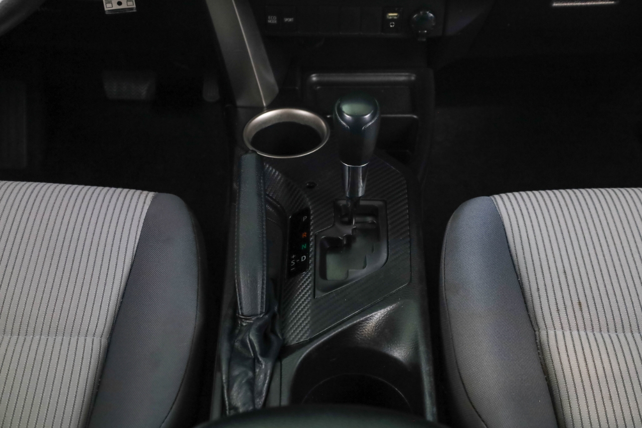 Toyota RAV4 FWD 4dr LE (Natl) 2014