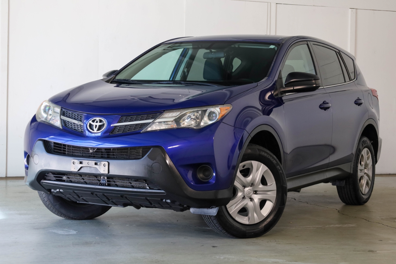 Toyota RAV4 FWD 4dr LE (Natl) 2014