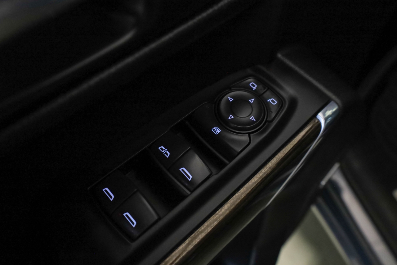 Chevrolet Silverado 1500 4WD Crew Cab 147" LT Trail Boss 2021