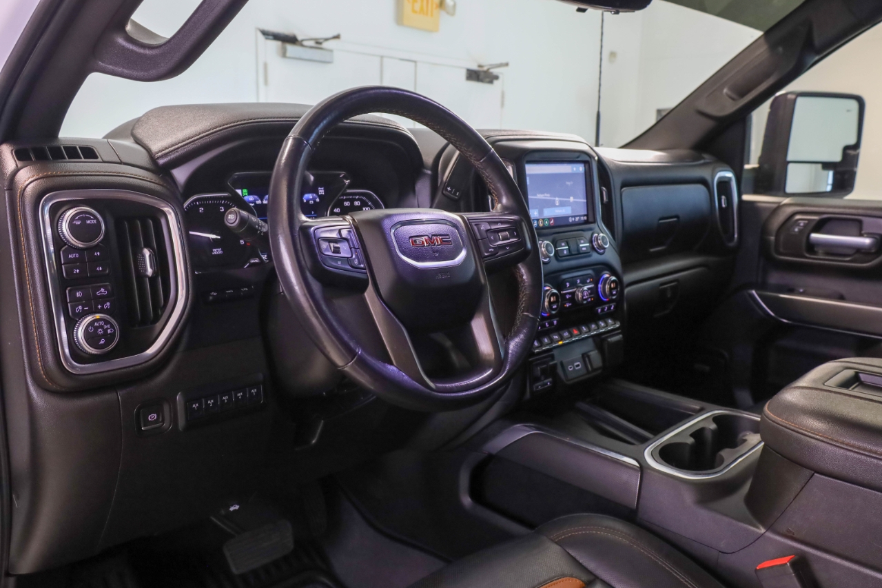 GMC Sierra 3500HD 4WD Crew Cab 159" AT4 2021
