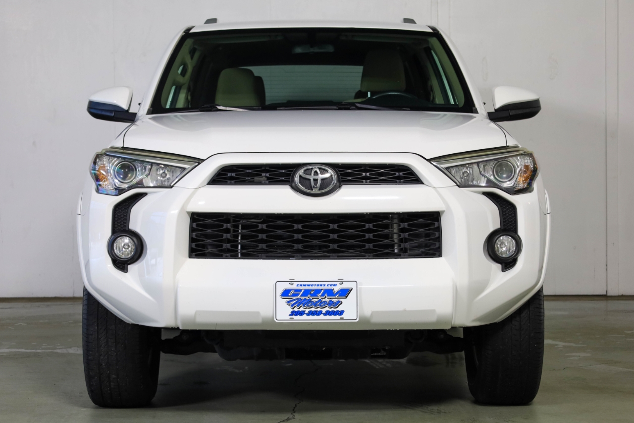Toyota 4Runner SR5 Premium 2WD (Natl) 2017