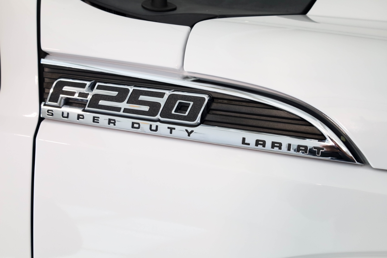 Ford Super Duty F-250 SRW 4WD Crew Cab 172" Platinum 2015