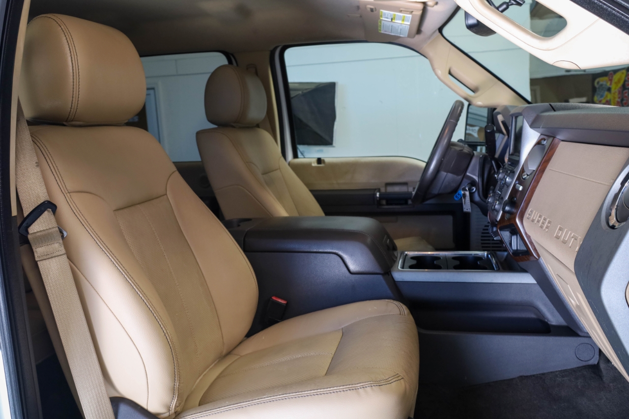 Ford Super Duty F-250 SRW 4WD Crew Cab 172" Platinum 2015