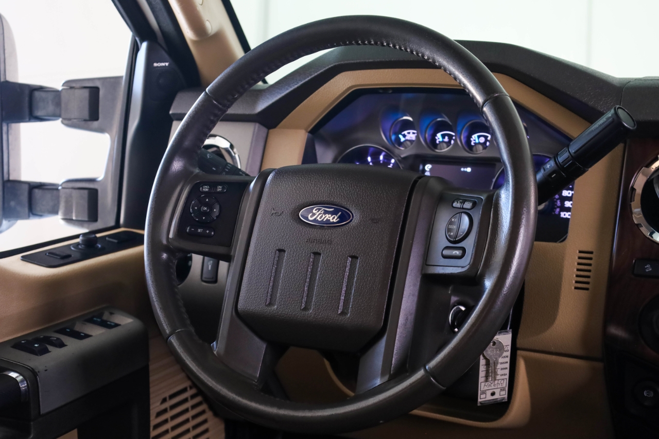 Ford Super Duty F-250 SRW 4WD Crew Cab 172" Platinum 2015