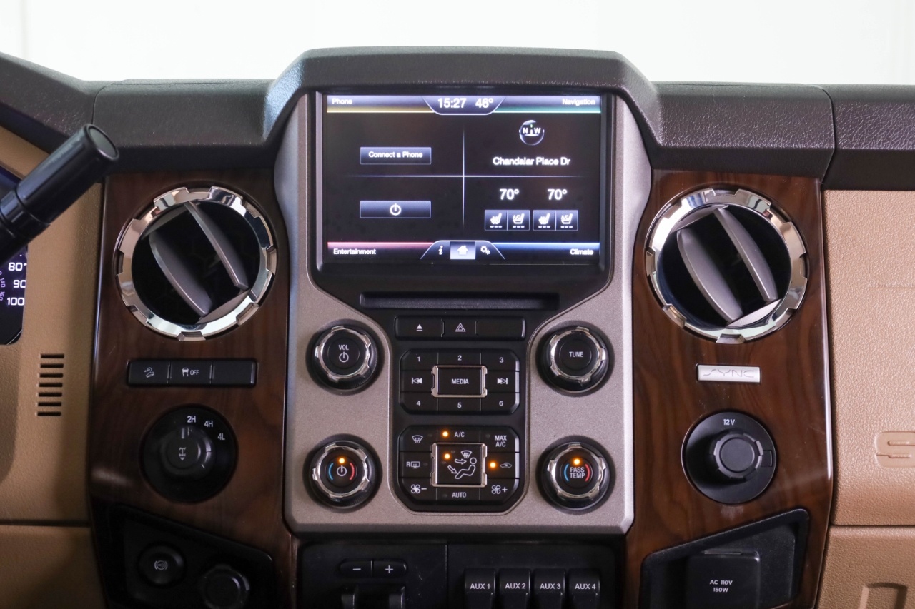 Ford Super Duty F-250 SRW 4WD Crew Cab 172" Platinum 2015