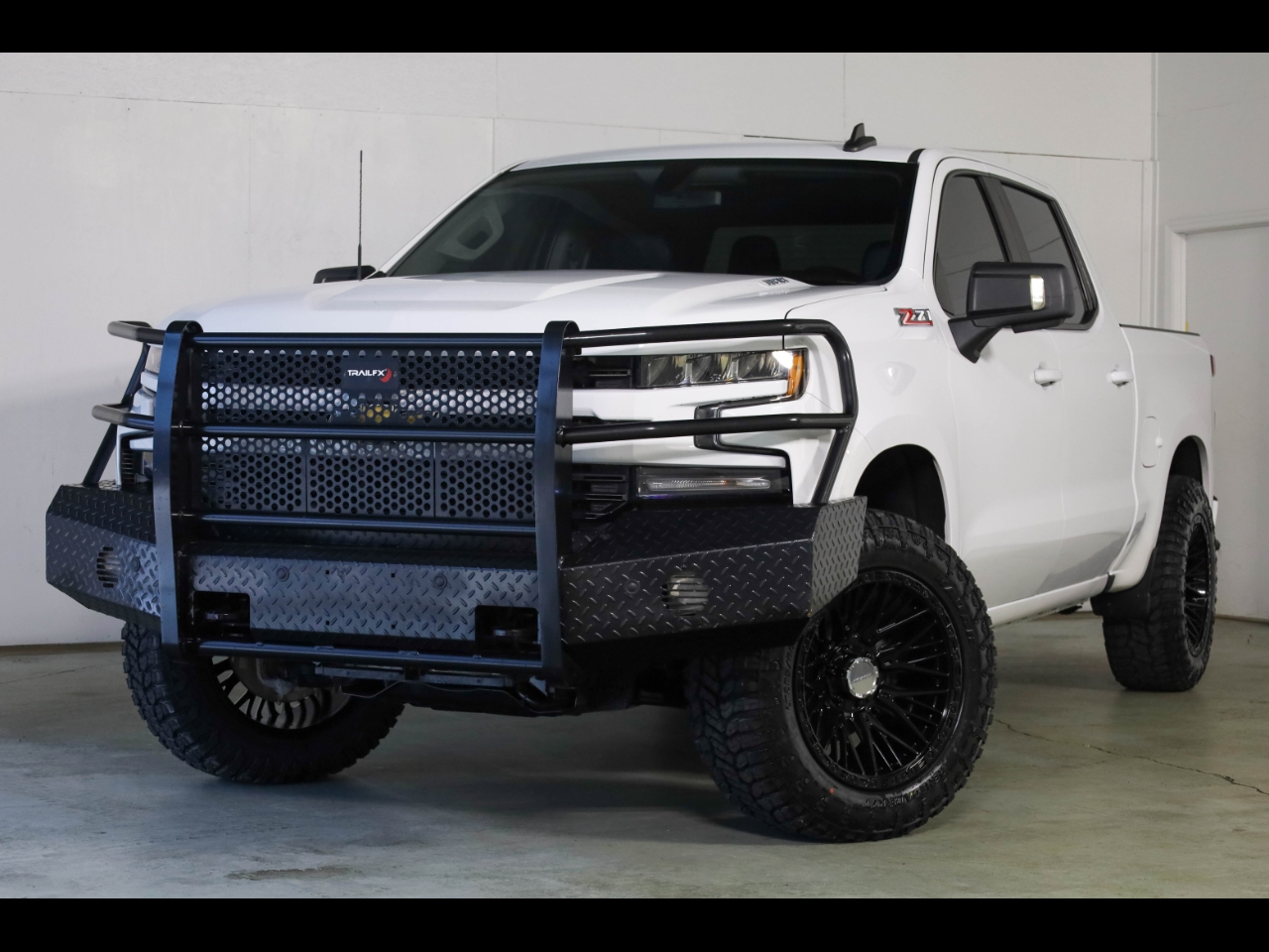 2020 Chevrolet Silverado 1500 4WD Crew Cab 147" RST