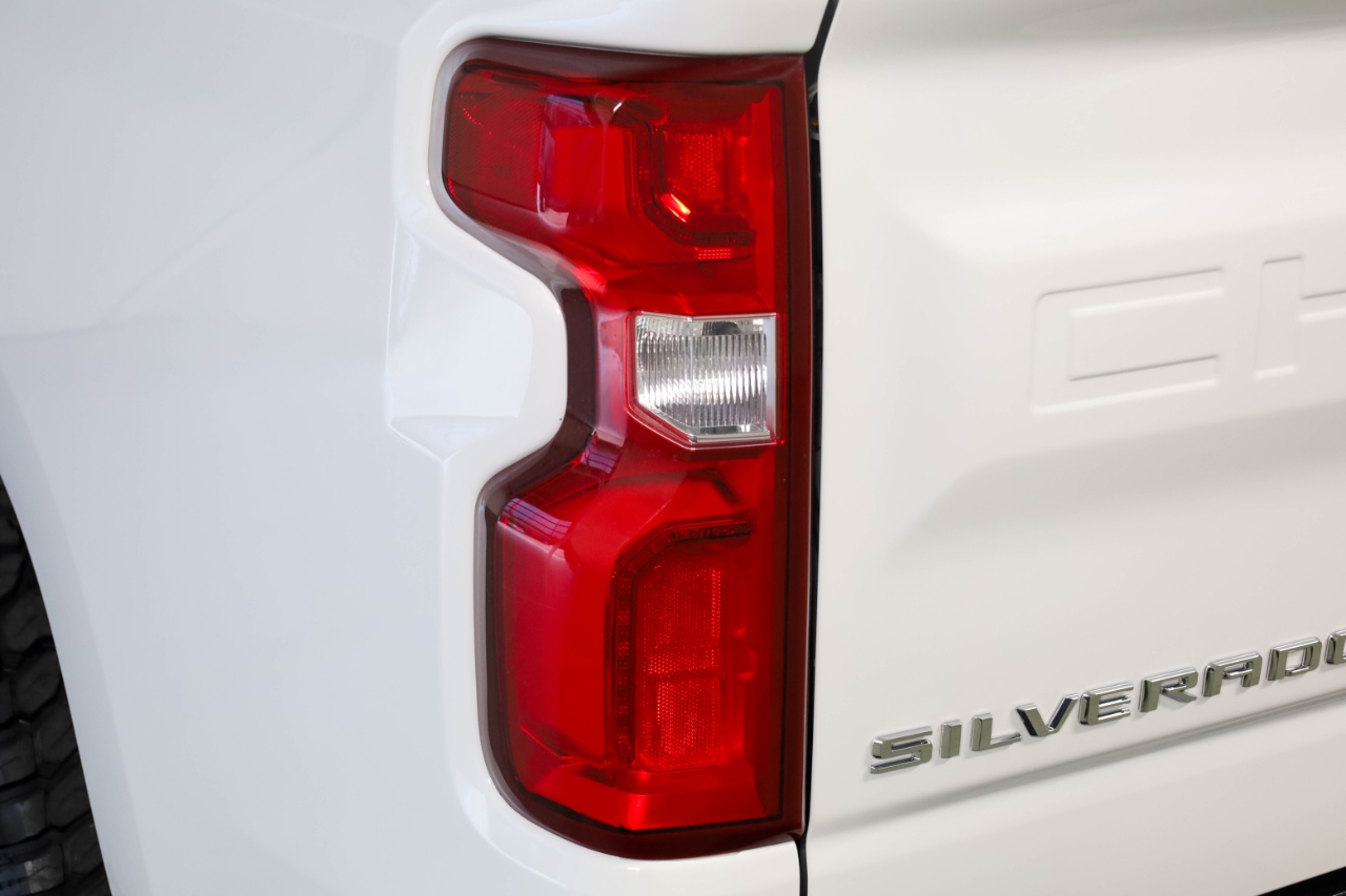 Chevrolet Silverado 1500 4WD Crew Cab 147" RST 2020