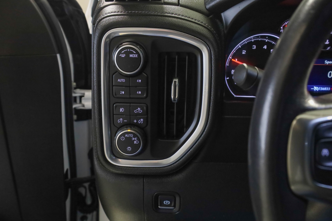 Chevrolet Silverado 1500 4WD Crew Cab 147" RST 2020