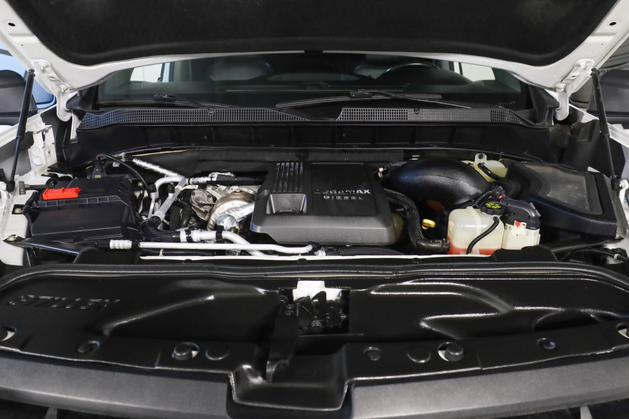 Chevrolet Silverado 1500 4WD Crew Cab 147" RST 2020