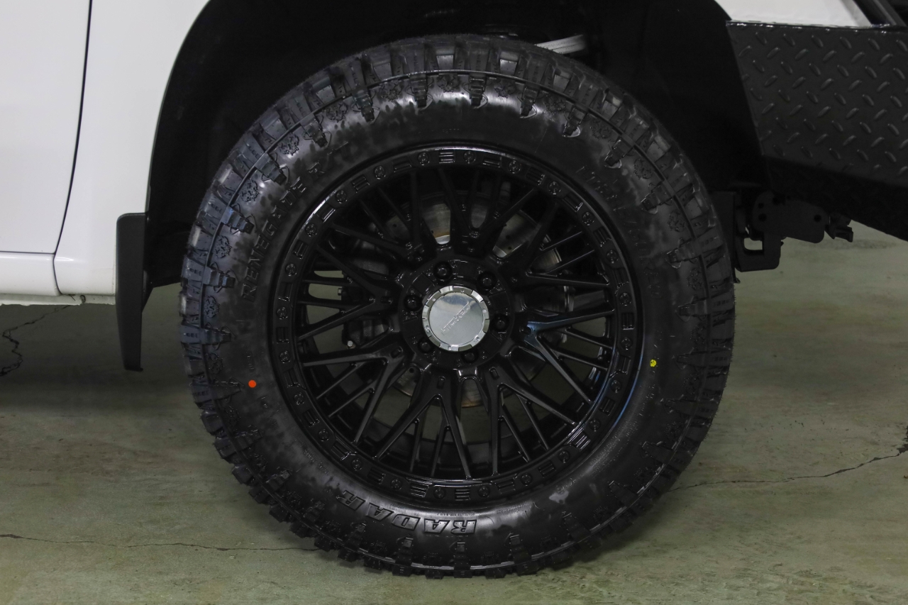 Chevrolet Silverado 1500 4WD Crew Cab 147" RST 2020