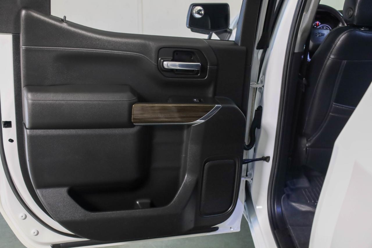 Chevrolet Silverado 1500 4WD Crew Cab 147" RST 2020