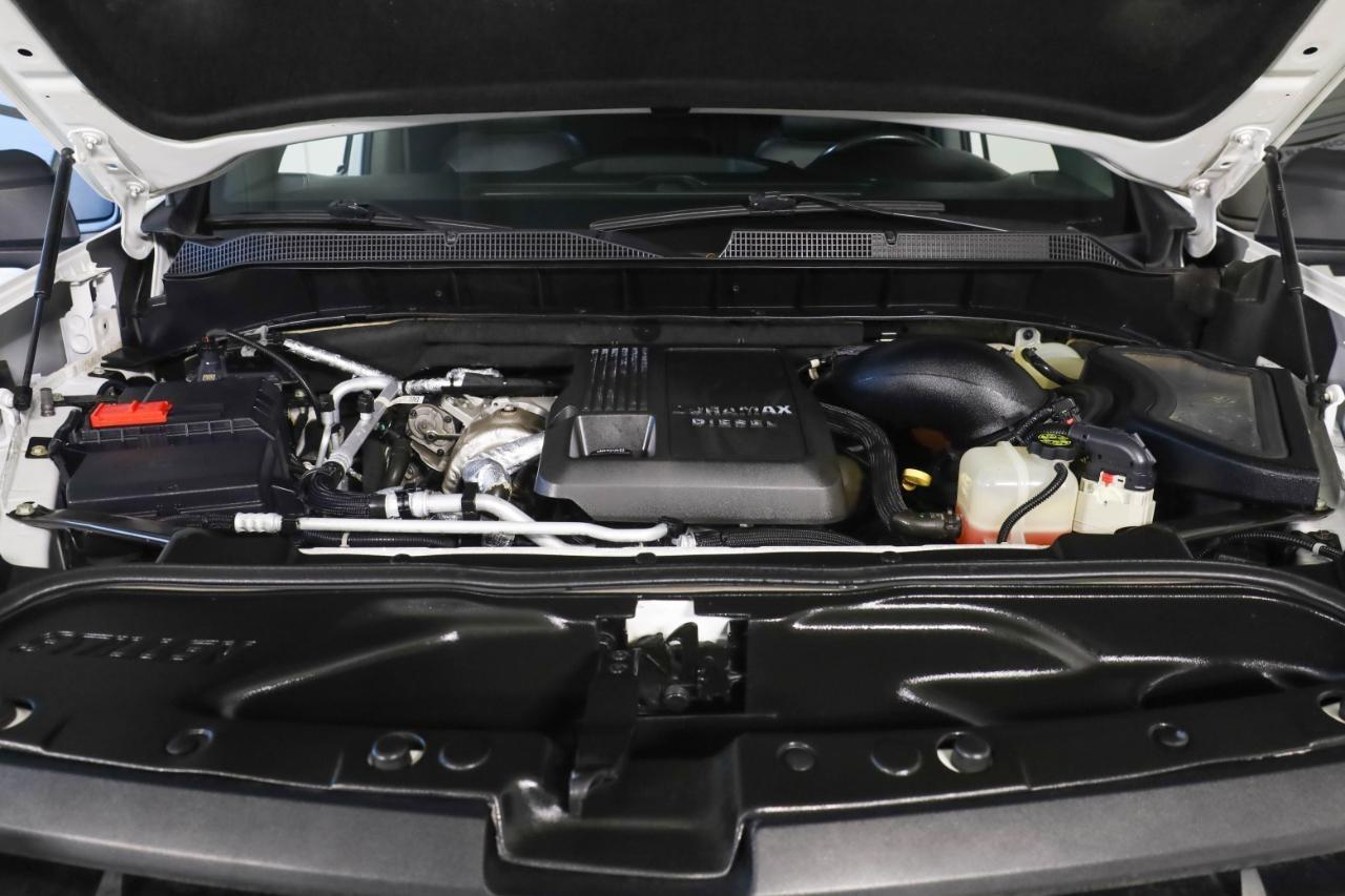 Chevrolet Silverado 1500 4WD Crew Cab 147" RST 2020