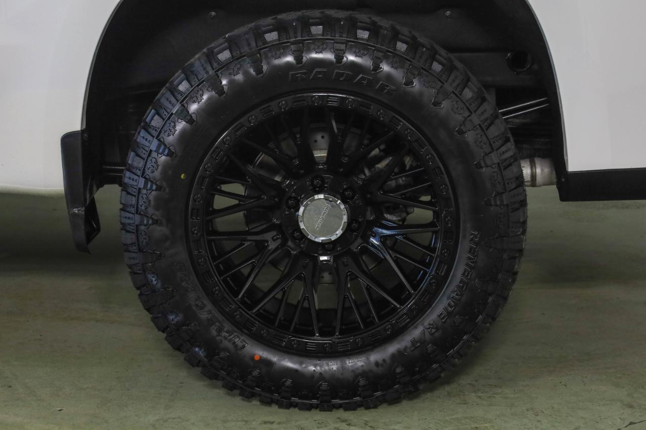 Chevrolet Silverado 1500 4WD Crew Cab 147" RST 2020