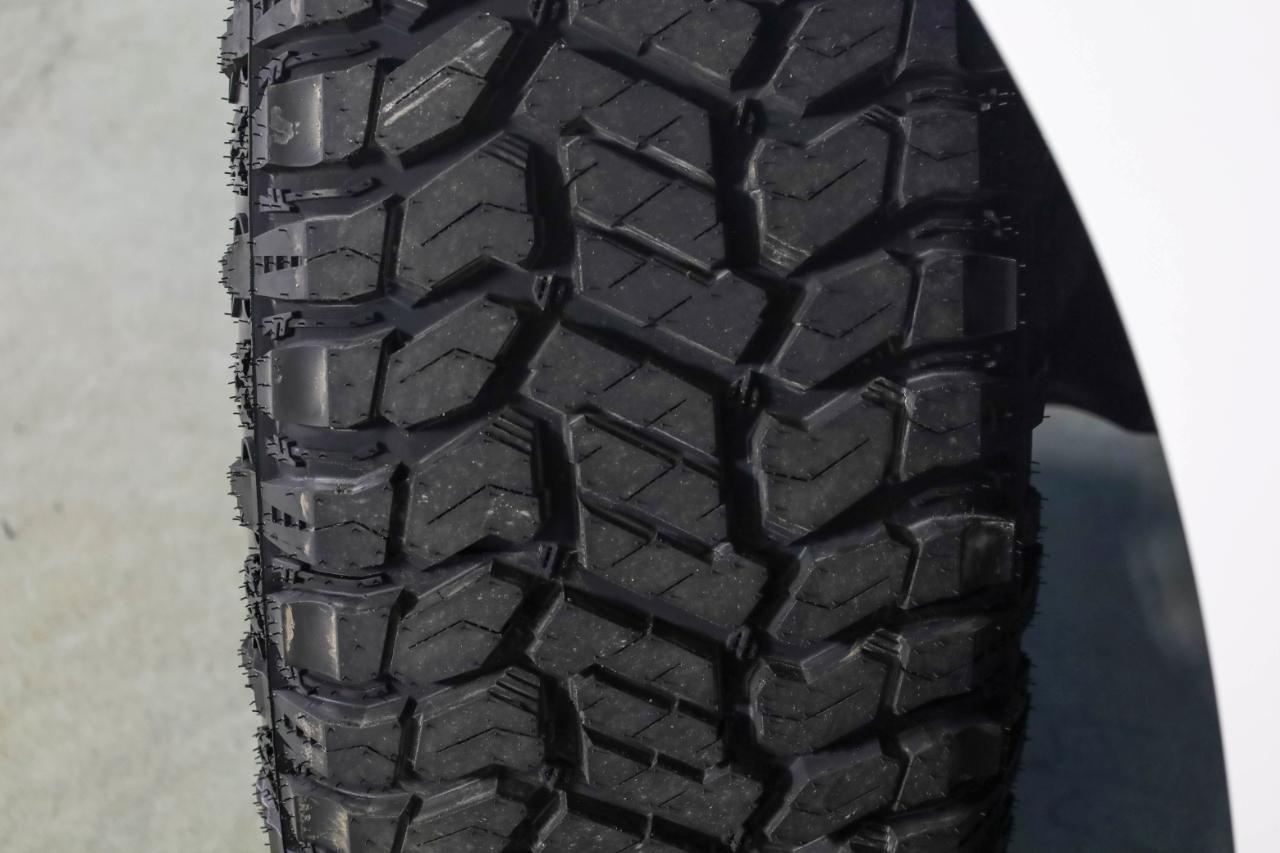 Chevrolet Silverado 1500 4WD Crew Cab 147" RST 2020