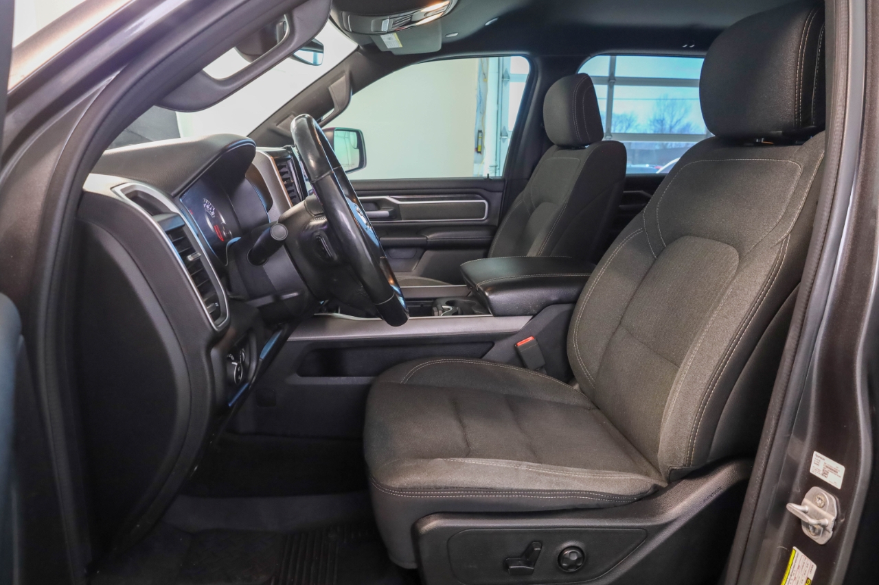 RAM 1500 Lone Star 4x4 Crew Cab 5'7" Box 2020