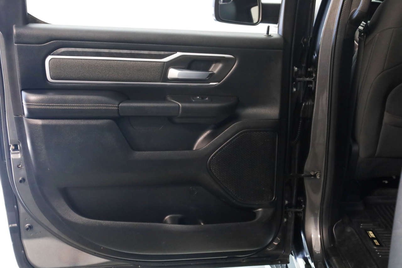 RAM 1500 Lone Star 4x4 Crew Cab 5'7" Box 2020