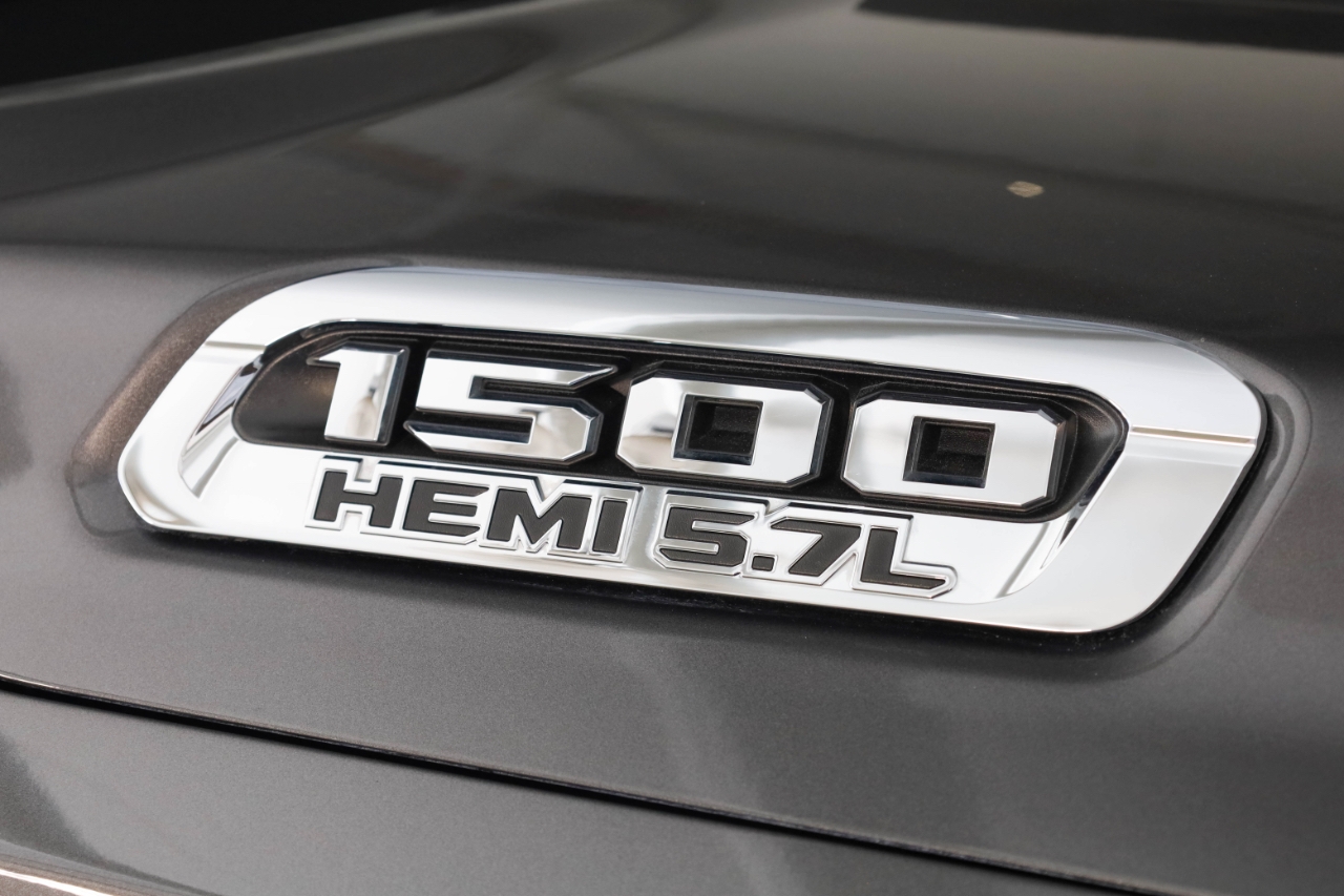 RAM 1500 Lone Star 4x4 Crew Cab 5'7" Box 2020