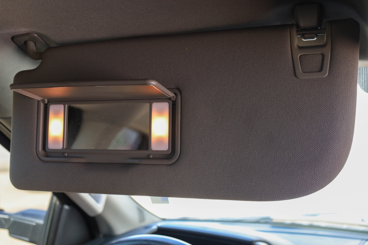 Ford Super Duty F-350 DRW King Ranch 4WD Crew Cab 8' Box 2017