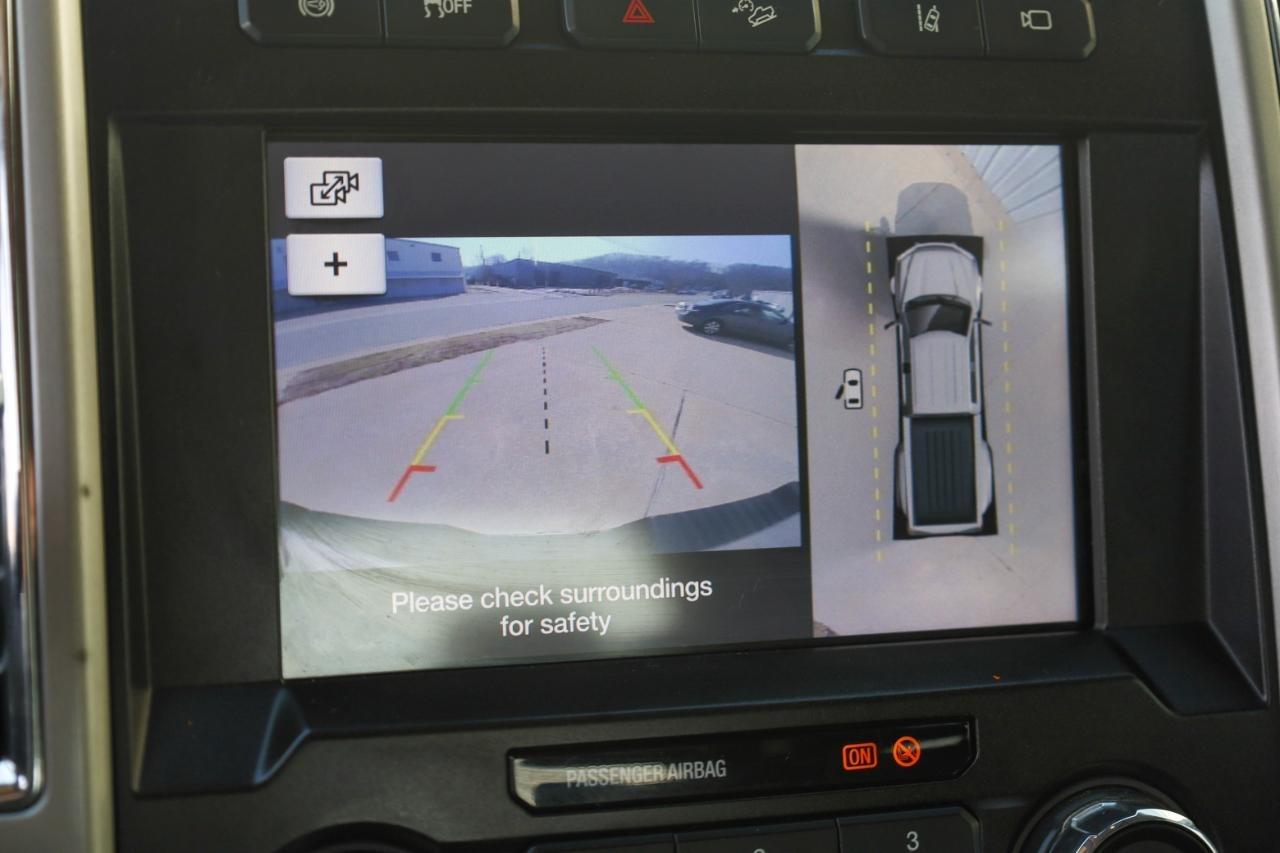 Ford Super Duty F-350 DRW King Ranch 4WD Crew Cab 8' Box 2017