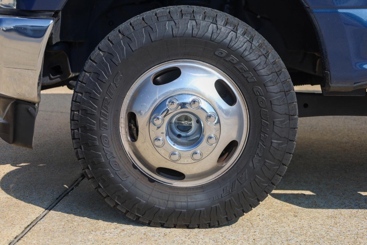 Ford Super Duty F-350 DRW King Ranch 4WD Crew Cab 8' Box 2017