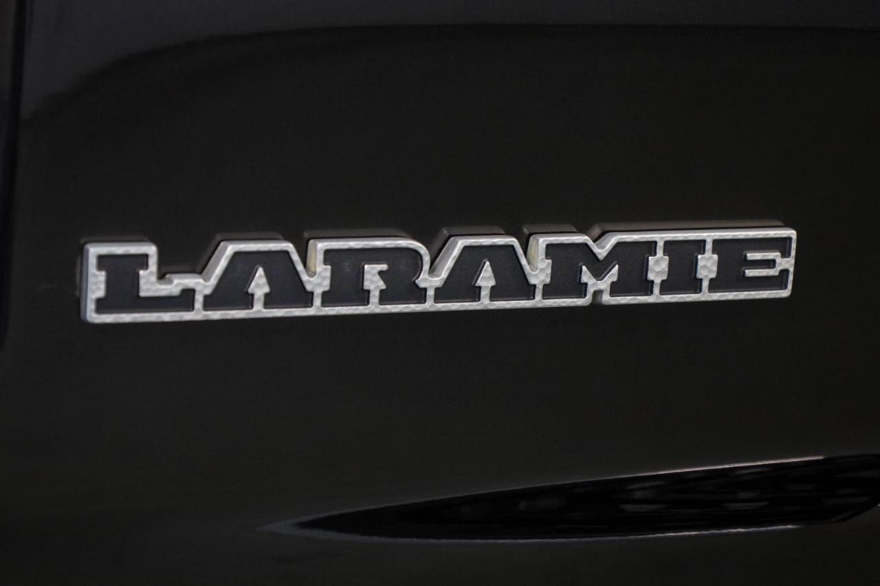 RAM 1500 Laramie 4x2 Crew Cab 5'7" Box 2019
