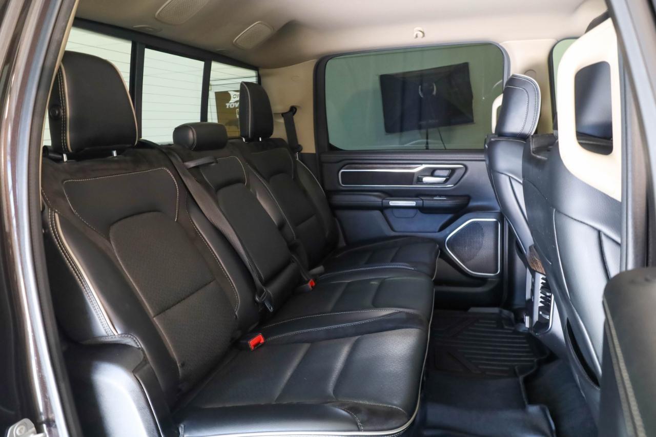 RAM 1500 Laramie 4x2 Crew Cab 5'7" Box 2019