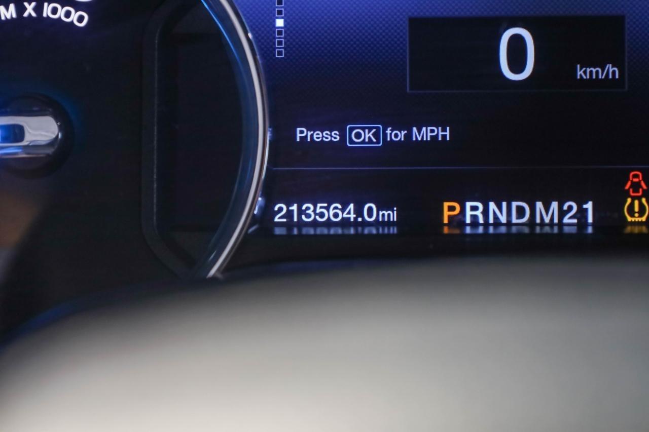 Ford Super Duty F-250 SRW King Ranch 4WD Crew Cab 8' Box 2017