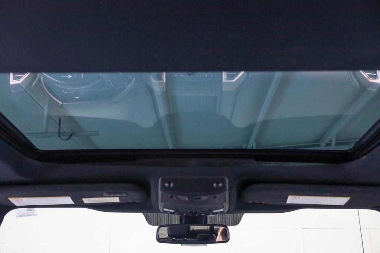 Ford Super Duty F-250 SRW King Ranch 4WD Crew Cab 8' Box 2017