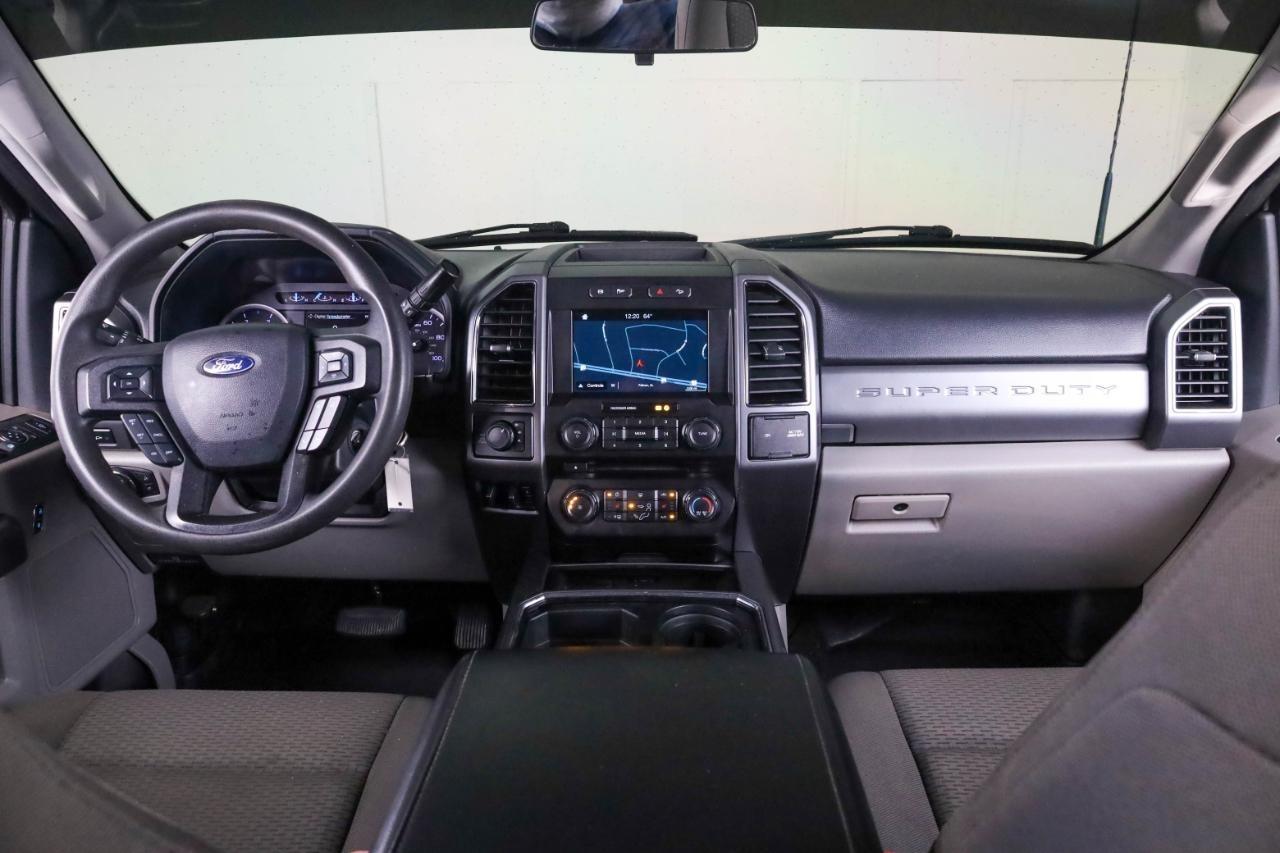 Ford Super Duty F-250 SRW King Ranch 4WD Crew Cab 8' Box 2018