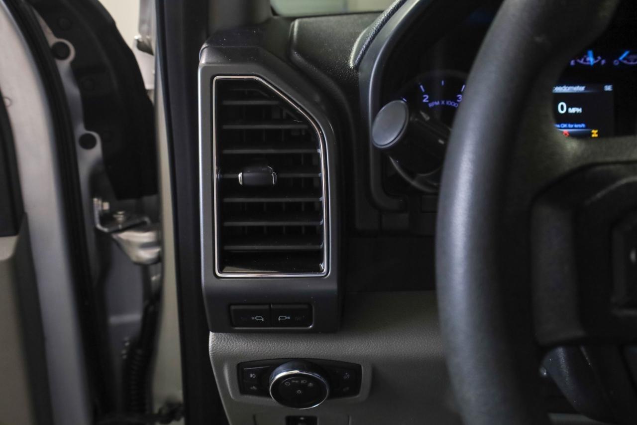 Ford Super Duty F-250 SRW King Ranch 4WD Crew Cab 8' Box 2018