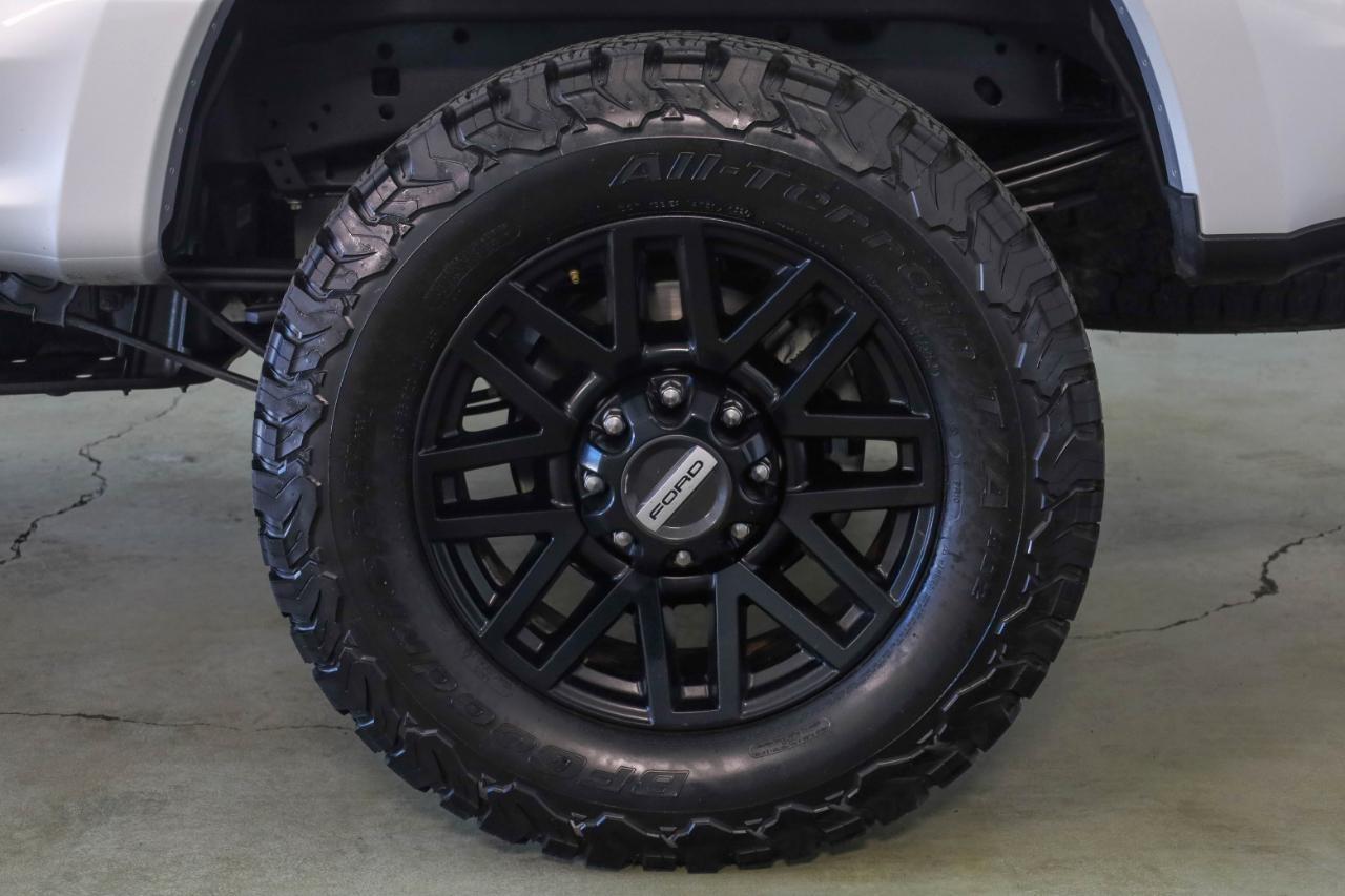 Ford Super Duty F-250 SRW King Ranch 4WD Crew Cab 8' Box 2019