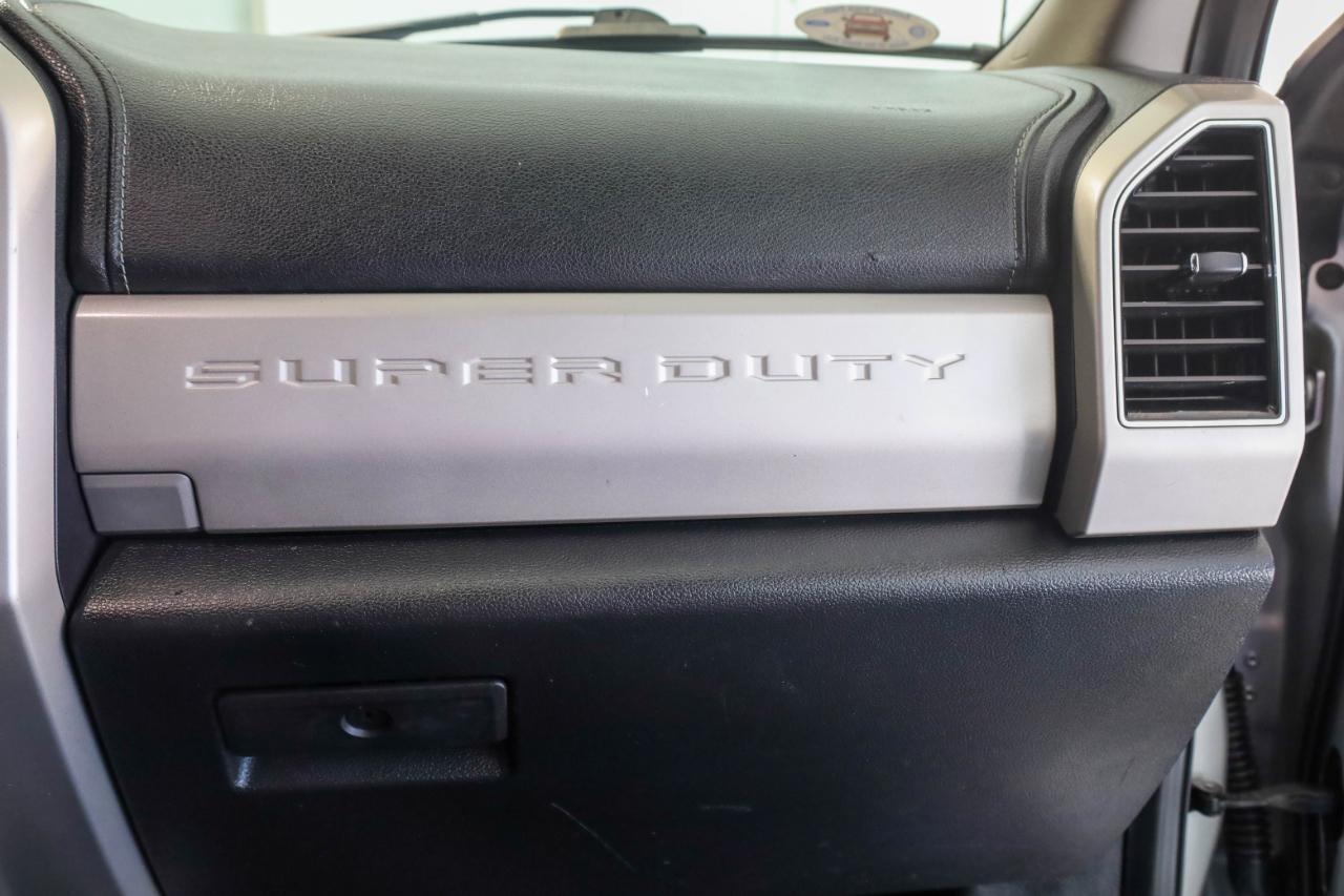 Ford Super Duty F-250 SRW King Ranch 4WD Crew Cab 8' Box 2019