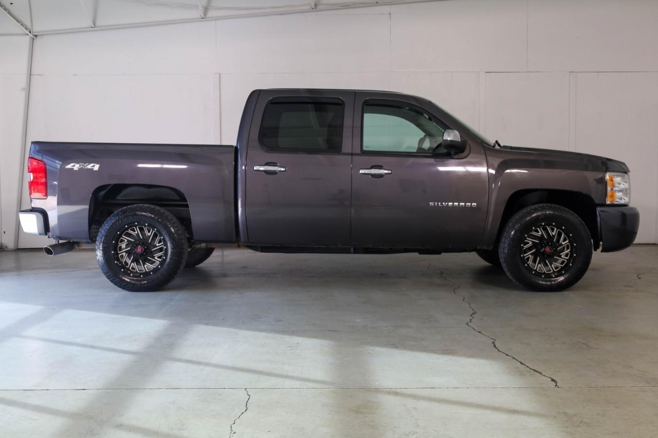 Chevrolet Silverado 1500 4WD Crew Cab 143.5" LS 2010