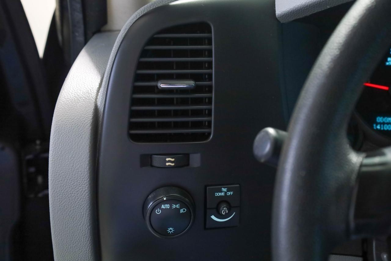 Chevrolet Silverado 1500 4WD Crew Cab 143.5" LS 2010