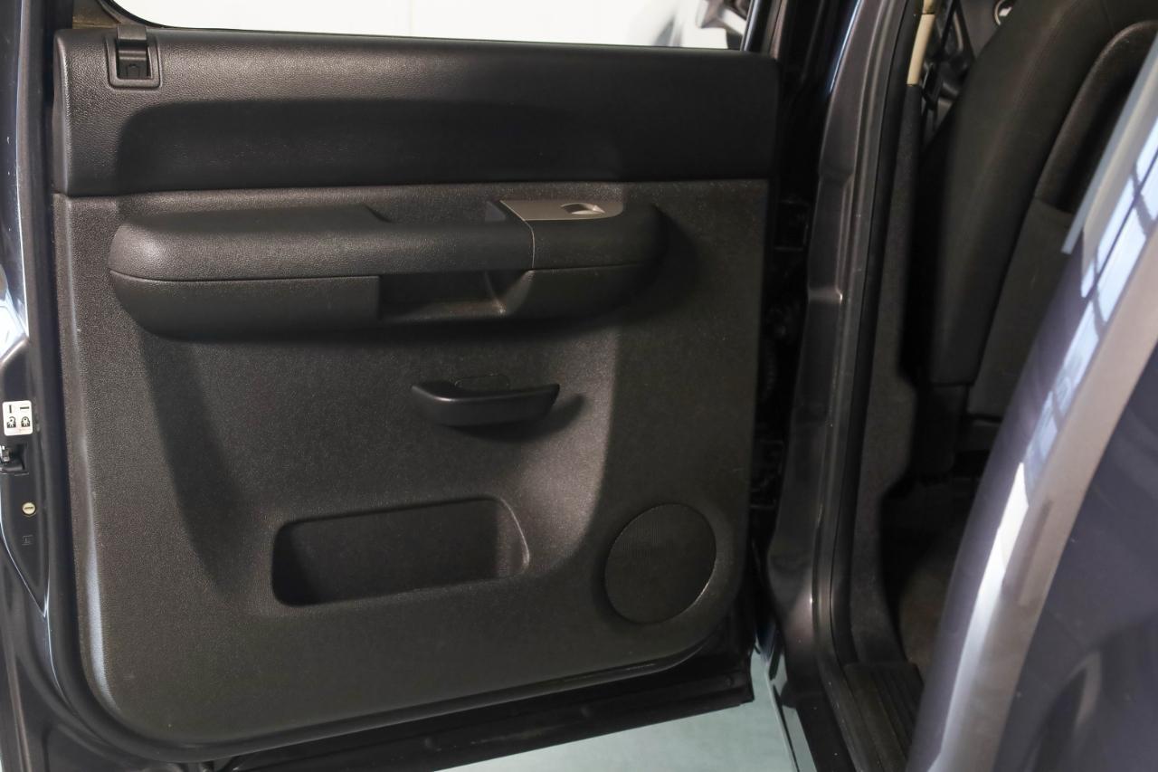 Chevrolet Silverado 1500 4WD Crew Cab 143.5" LS 2010