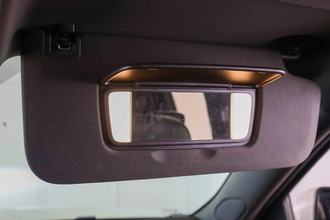 GMC Yukon XL 2WD 4dr Denali 2021