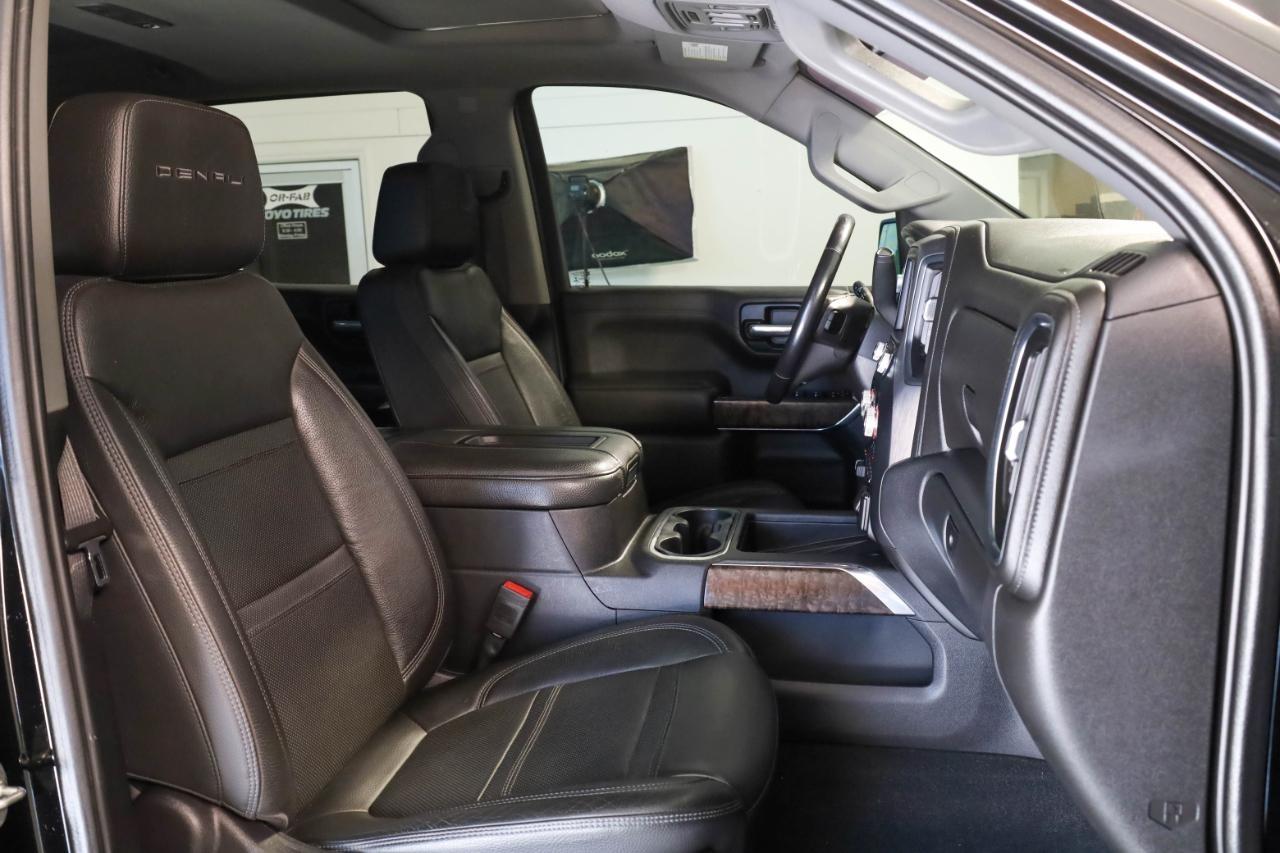GMC Sierra 1500 4WD Crew Cab 147" Denali 2019