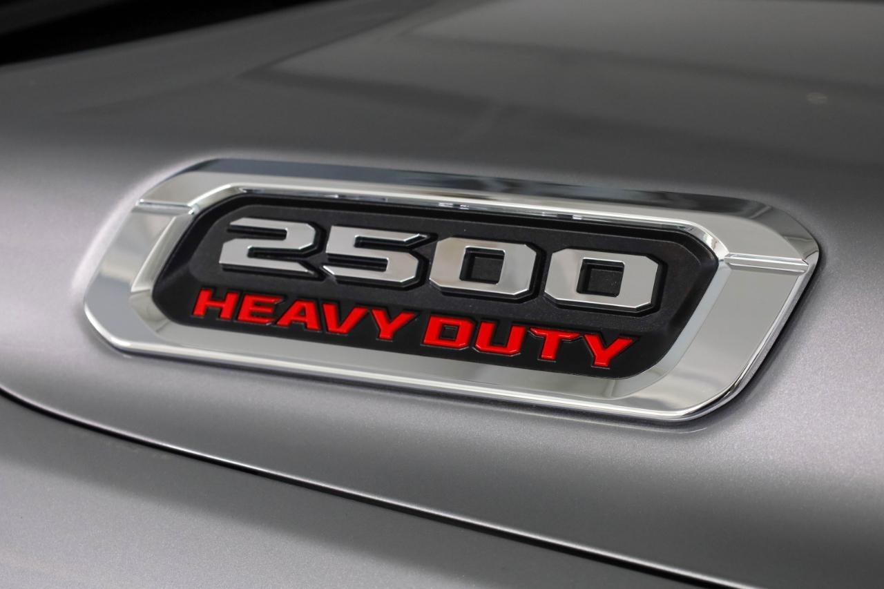 RAM 2500 Longhorn 4x4 Crew Cab 6'4" Box 2022