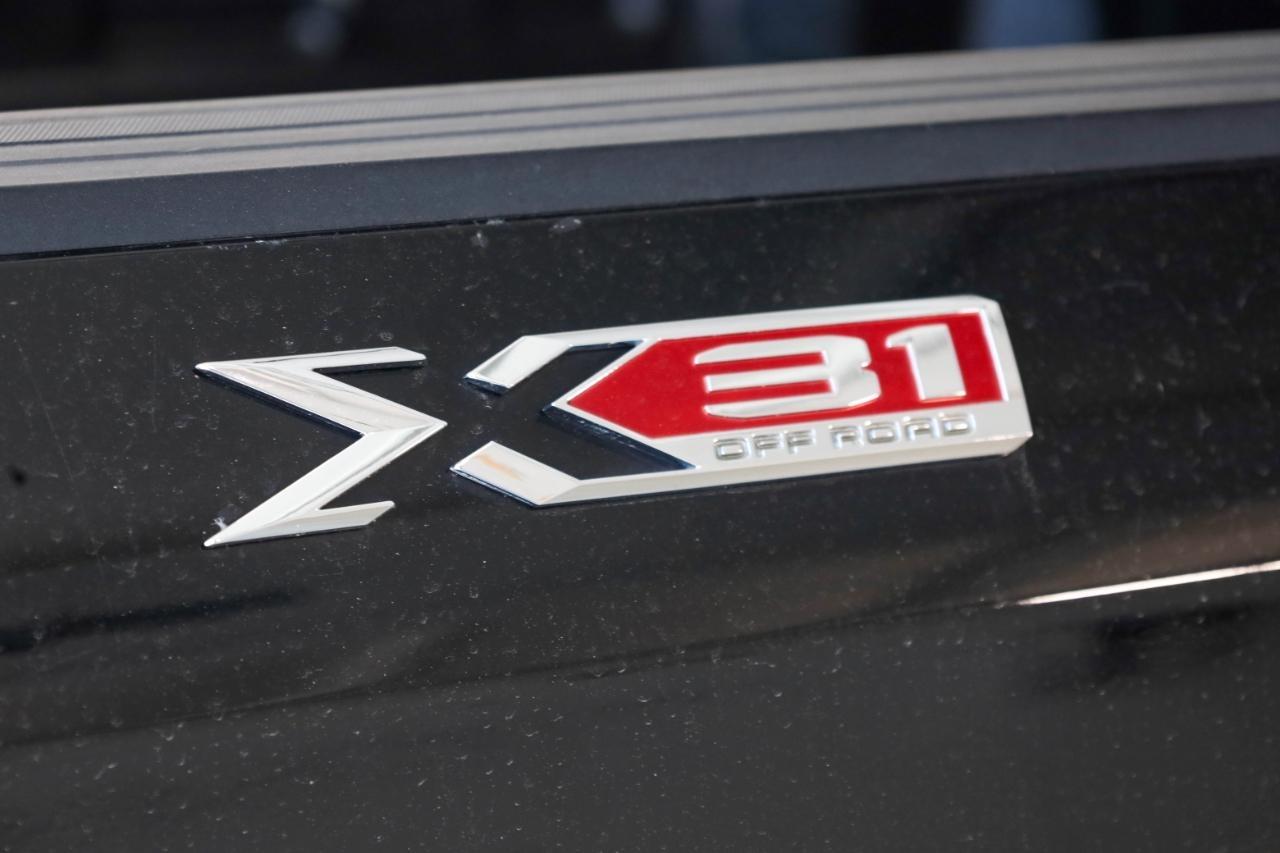 GMC Sierra 1500 4WD Crew Cab 147" Elevation w/3SB 2021