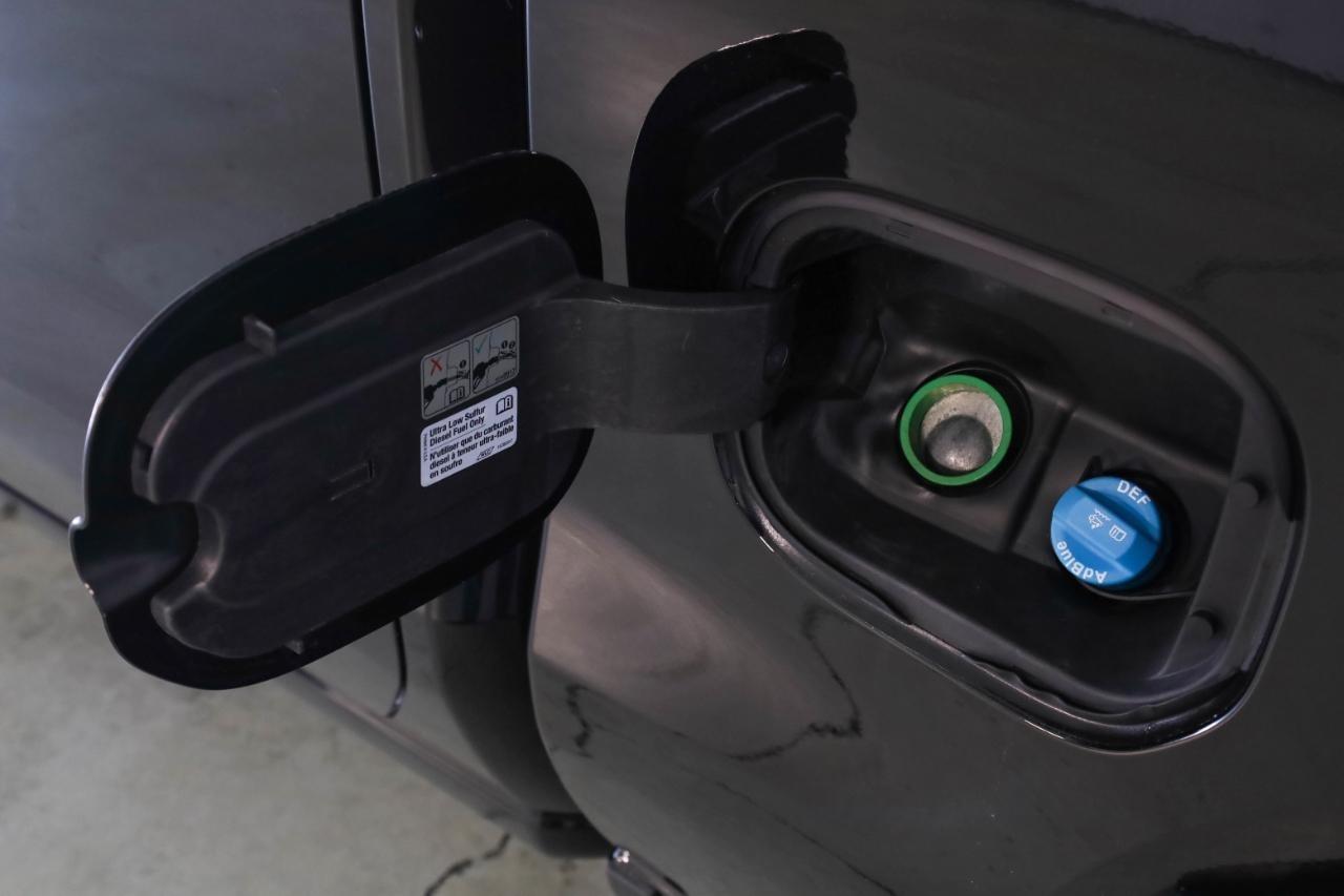 GMC Sierra 1500 4WD Crew Cab 147" Elevation w/3SB 2021